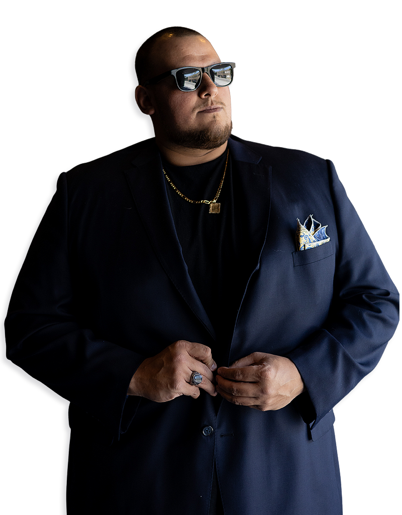 Castillo_WebPhoto_Main home1bg